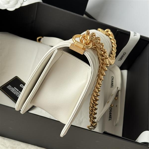 2026127214238893 700